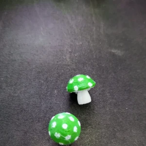 3D Mushrooms Green and White - Small